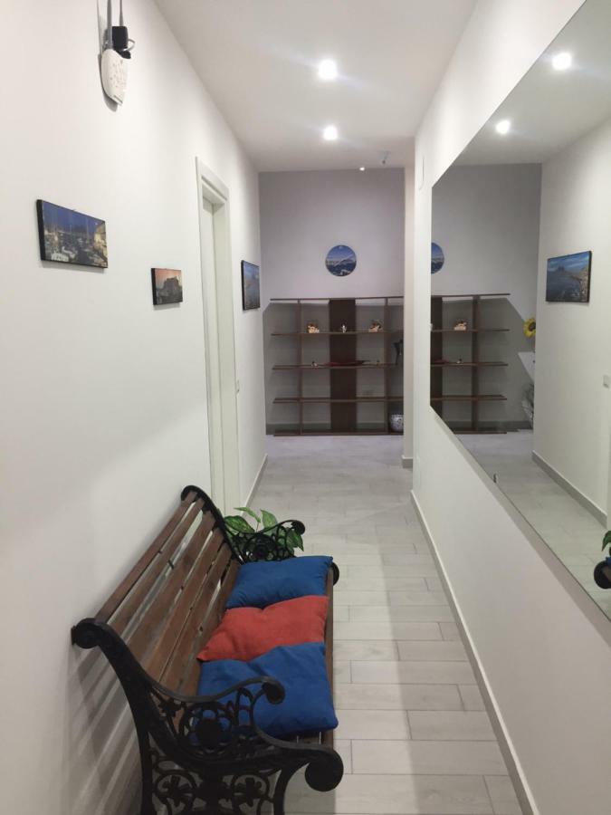 Casa Sant'Elmo 21 Bed and Breakfast Napels Buitenkant foto